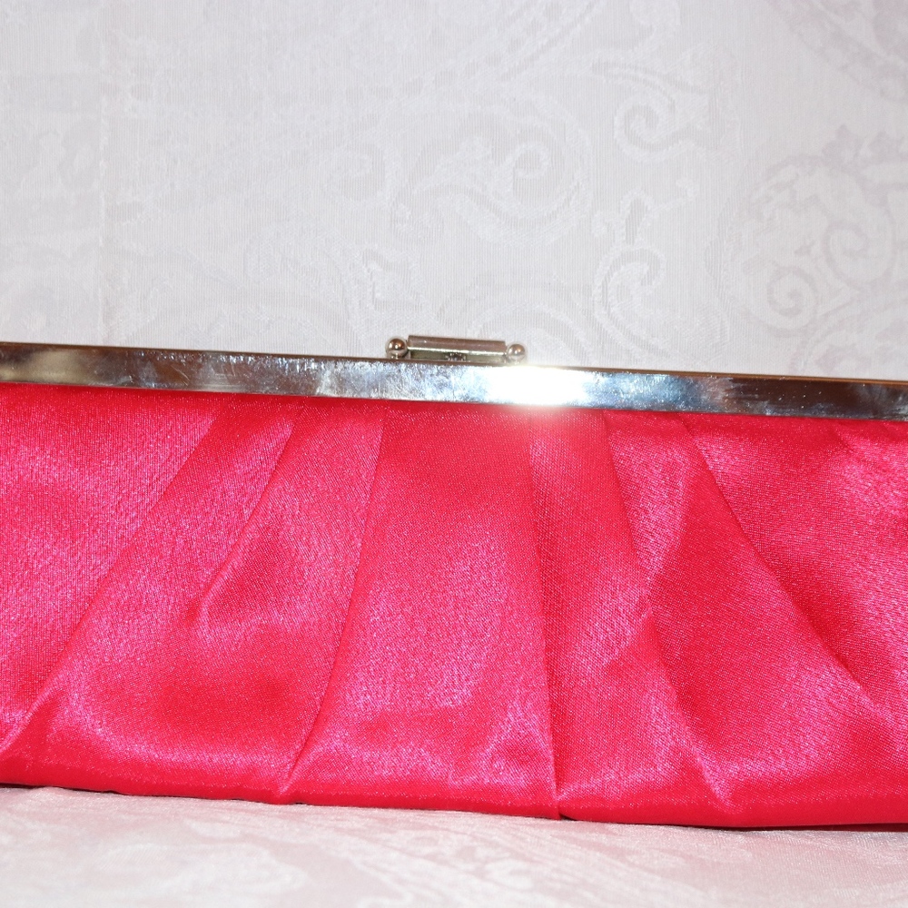 Jessica McClintock Formal clutch